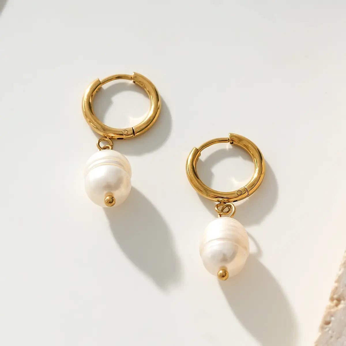 LOAIRA EARRINGS